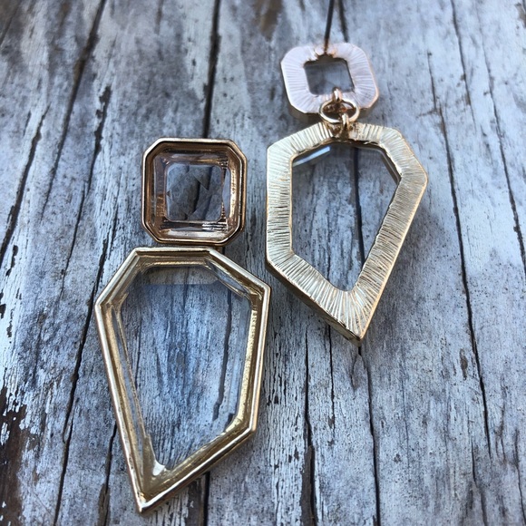 Crystal Drop Earrings! - Picture 4 of 4